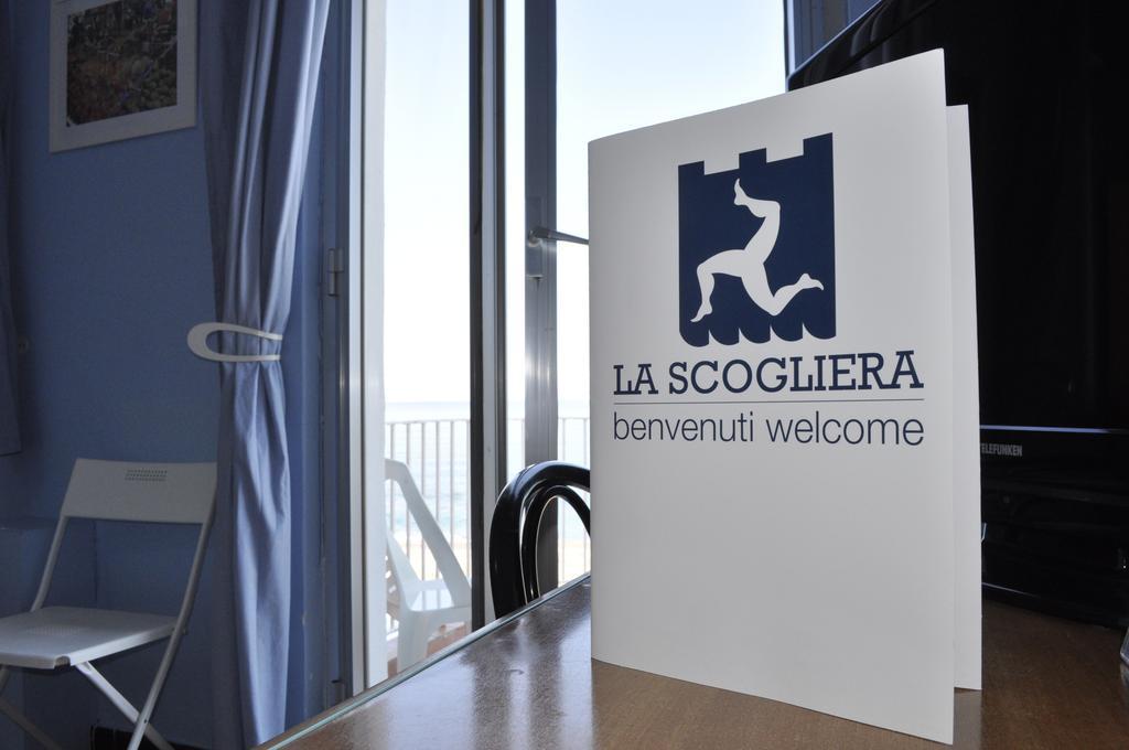 פיראינו Hotel Ristorante La Scogliera - Nuova Gestione מראה חיצוני תמונה